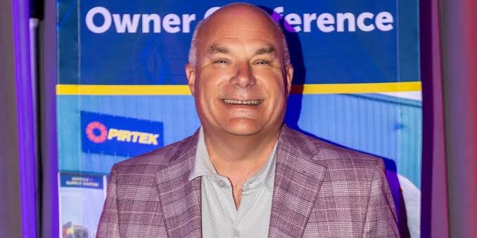 Wes Snyder at the PIRTEK annual franchise owner conference.